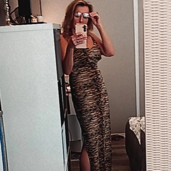 Meet your Posher, Camille - Picture 3 of 7